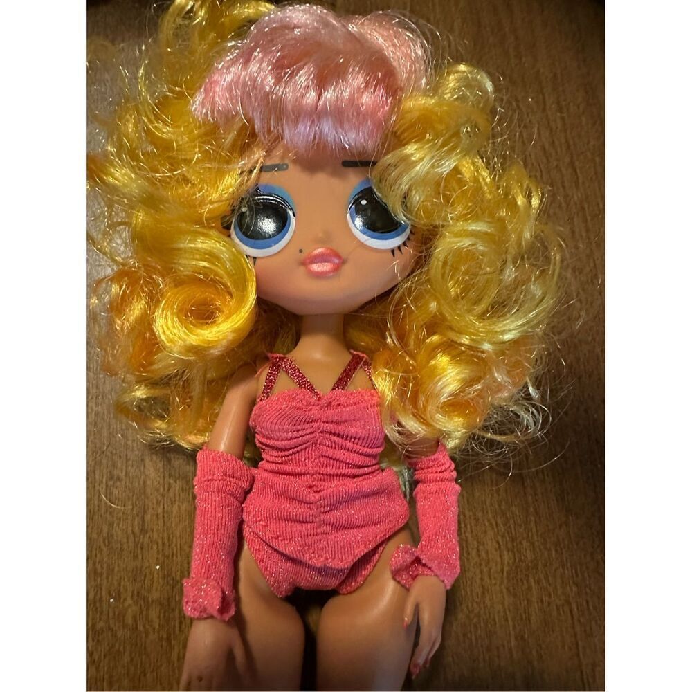 LOL Surprise OMG Movie Magic Studios 9 inch Fashion Doll Used